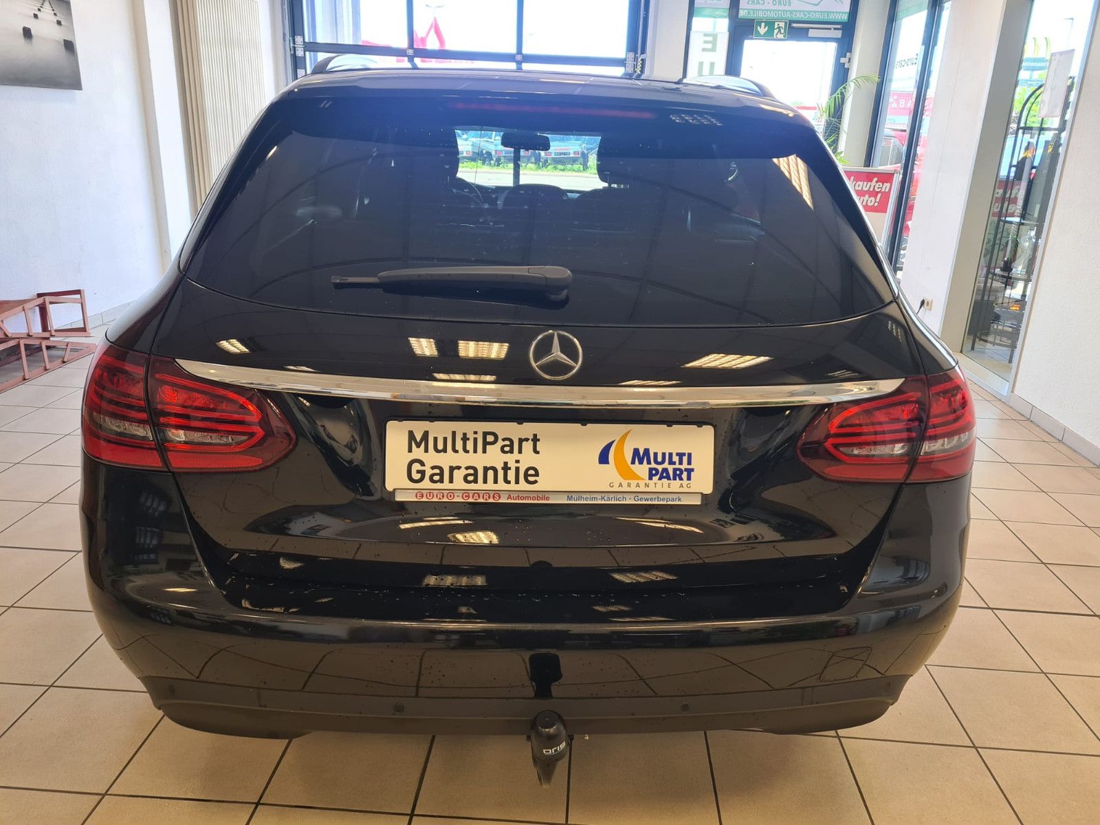 Fahrzeugabbildung Mercedes-Benz C 200 T-Modell / NAVI / KAMERA / LED HIGHTPERFOR
