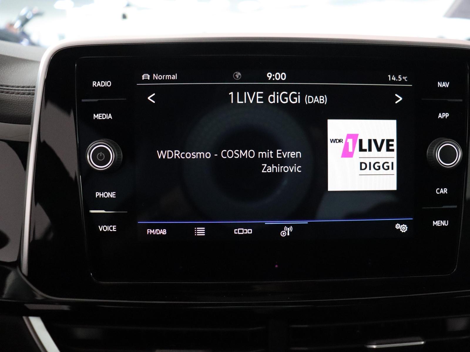 Volkswagen T-Roc Cabriolet R-Line 1.5 TSI DSG 249,-ohne An, миниатюра 6