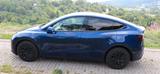 Tesla Y 2023 LR Long Range Dual Motor AWD AHK allwette - blaue Tesla Model Y