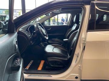 Jeep Compass Limited 4WD Aut. *NAVI*LEDER*AHK*LEDER*