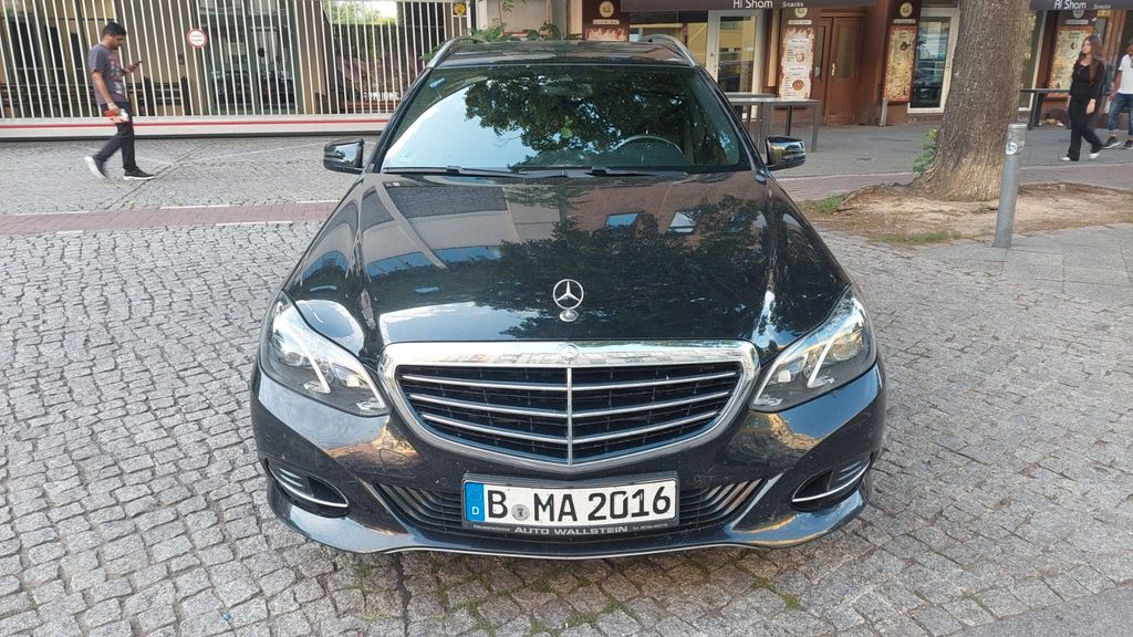 Image of Mercedes-Benz 250