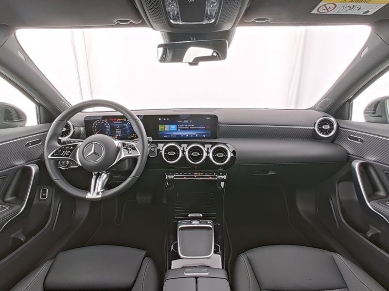 Fahrzeugabbildung Mercedes-Benz A 250 e Progressive*11KW*LED*Kamera*Spur*PDC*