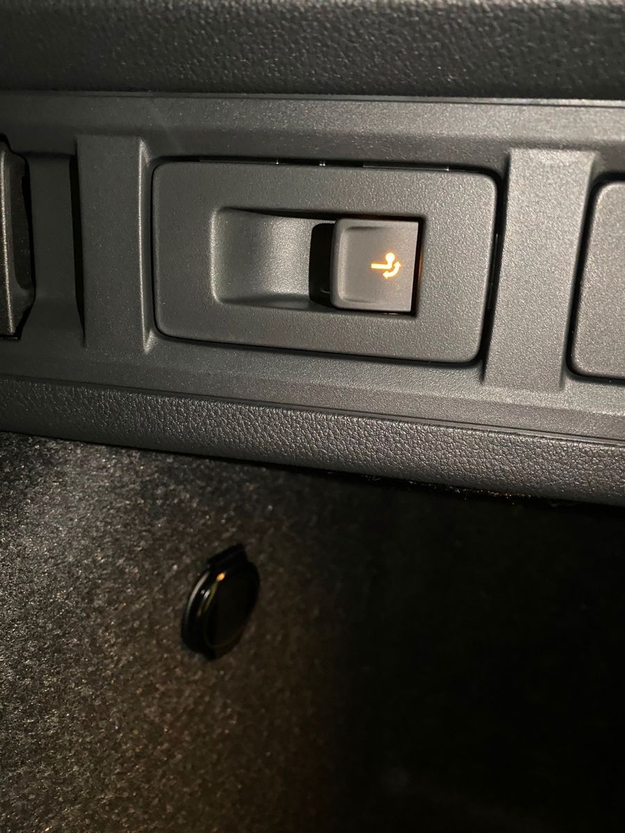 Fahrzeugabbildung SKODA Octavia 1.5 TSI MHEV DSG Selection+KAMERA+ACC+BC