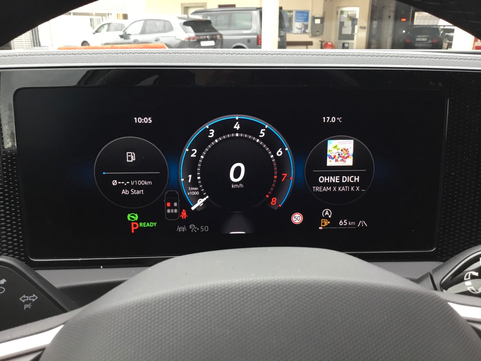 Fahrzeugabbildung Volkswagen Tiguan 1.5 eTSI DSG Life+AHK+LEDPlus+18"+Navi