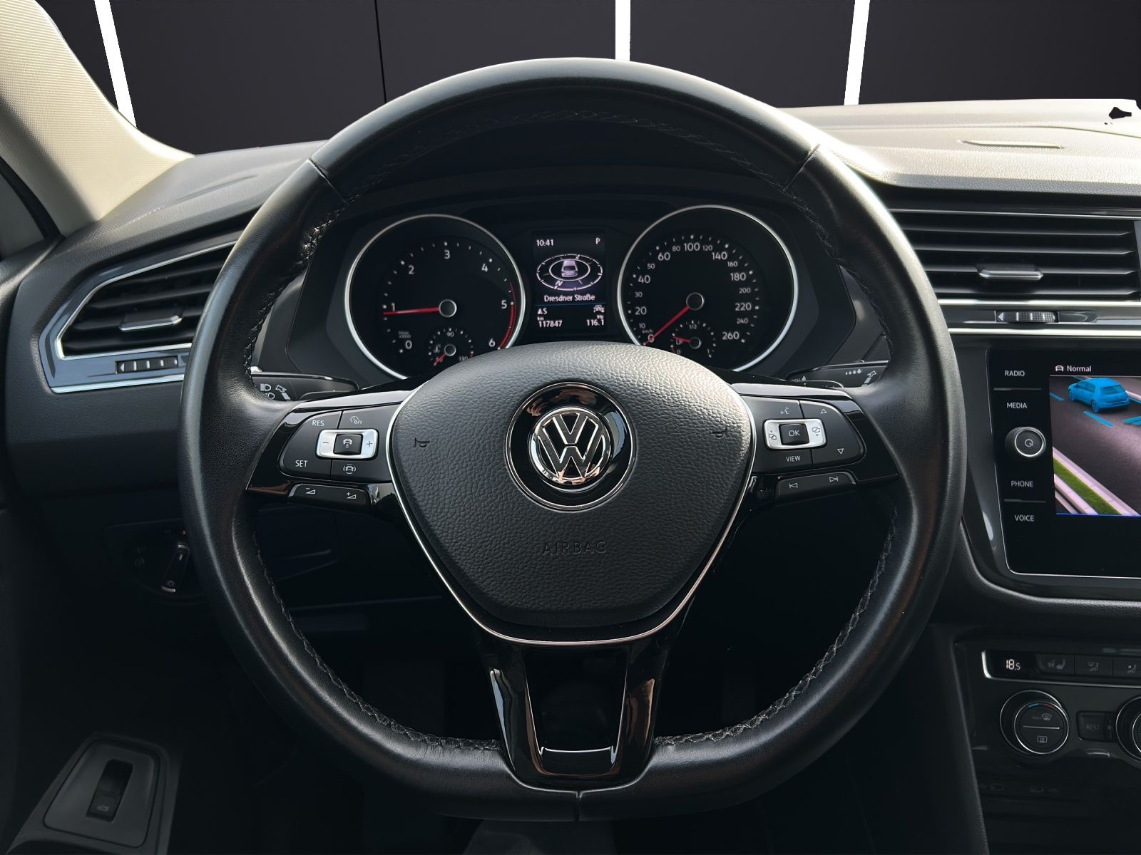 Fahrzeugabbildung Volkswagen Tiguan Allspace Highline 4M TDI DSG LED ACC AHK