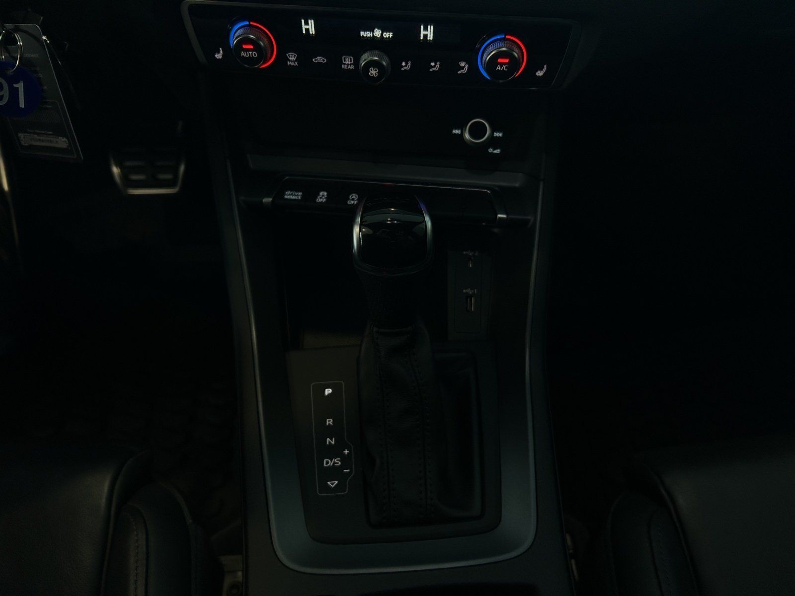 Fahrzeugabbildung Audi Audi RS Q3 quattro