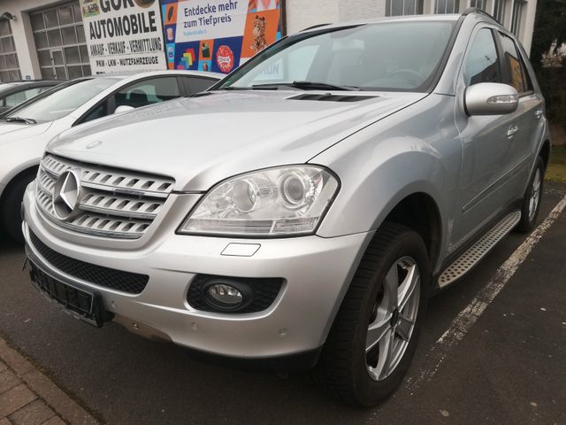 Mercedes-Benz ML 350 ML Leder-Navi-Camera-Xenon-SD-PDC-AHK-SHZ