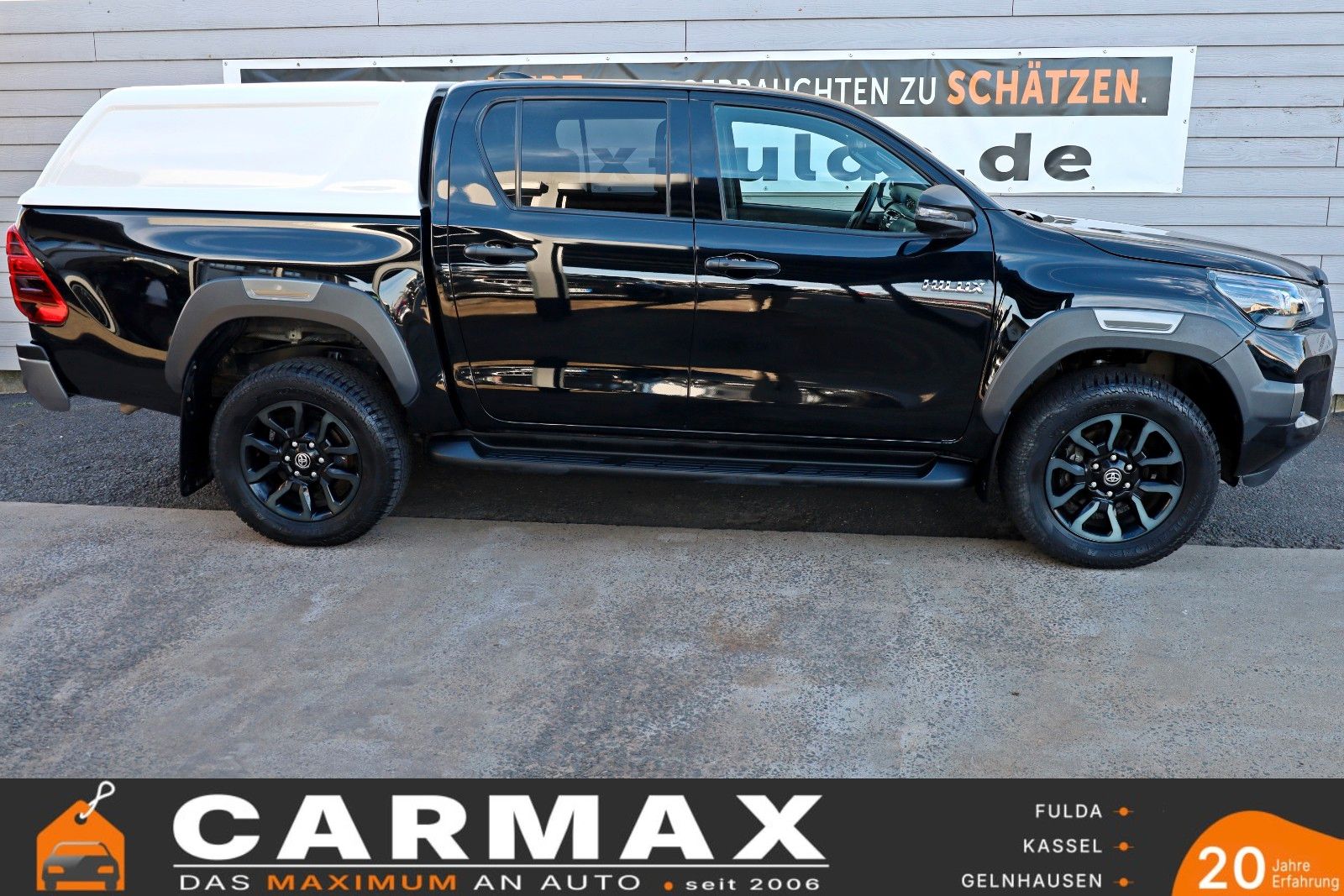 Fahrzeugabbildung Toyota Hilux 2.8D-4D Invincible,Kamera,CarP,HardTop,AHK