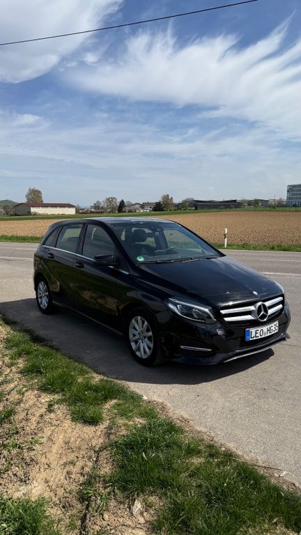 Image of Mercedes-Benz B 200