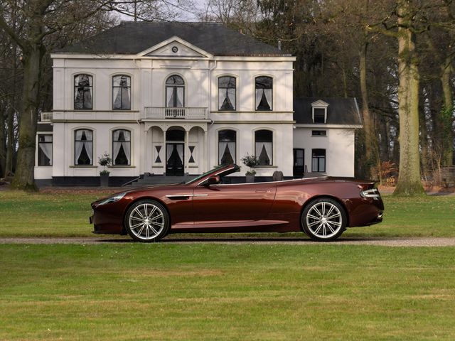 Aston Martin Virage Volante 6.0 V12 | Bridgewater Bronze | B&