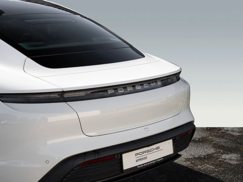 PORSCHE Taycan 2023