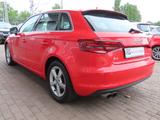 Audi A3 Sportback Amb. 1.8 TFSI Aut*Klima*Temp*PDCv+h - Audi A3: 8p Sportback