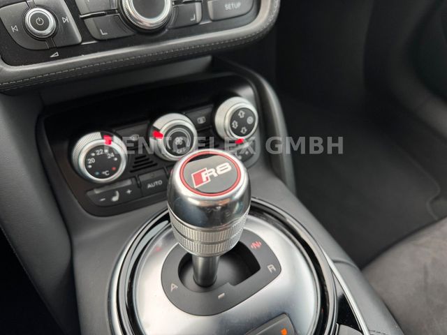 Audi R8 Spyder 5.2 FSI Keramik/Voll