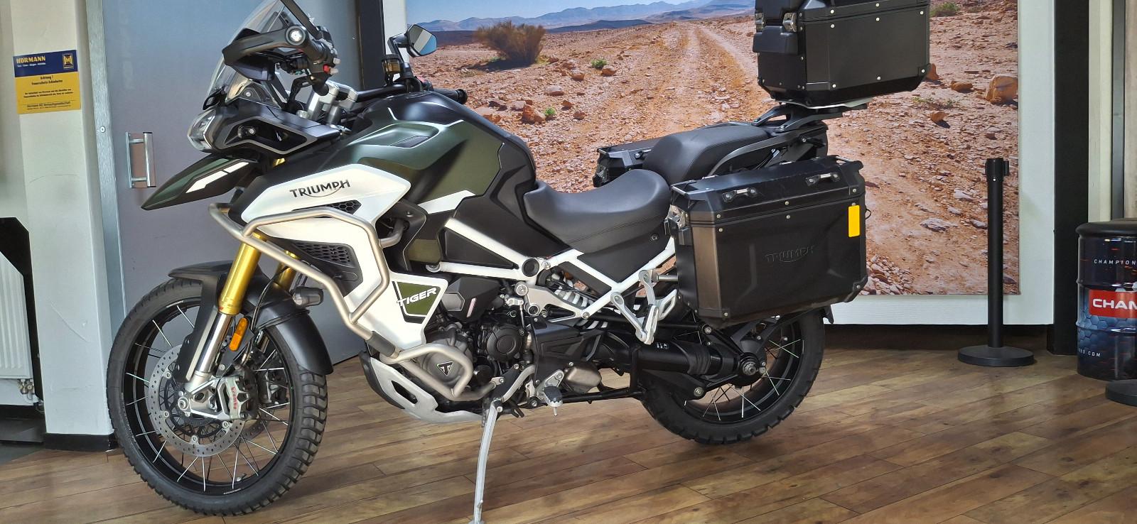 Triumph Tiger 1200 Rally Explorer NEUZUGANG / KOFFER