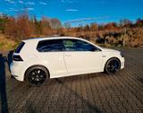 Volkswagen Golf 2.0 TSI DSG 4MOTION BMT R R - Volkswagen Golf mit Benzin-Antrieb: Sportwagen, Automatik