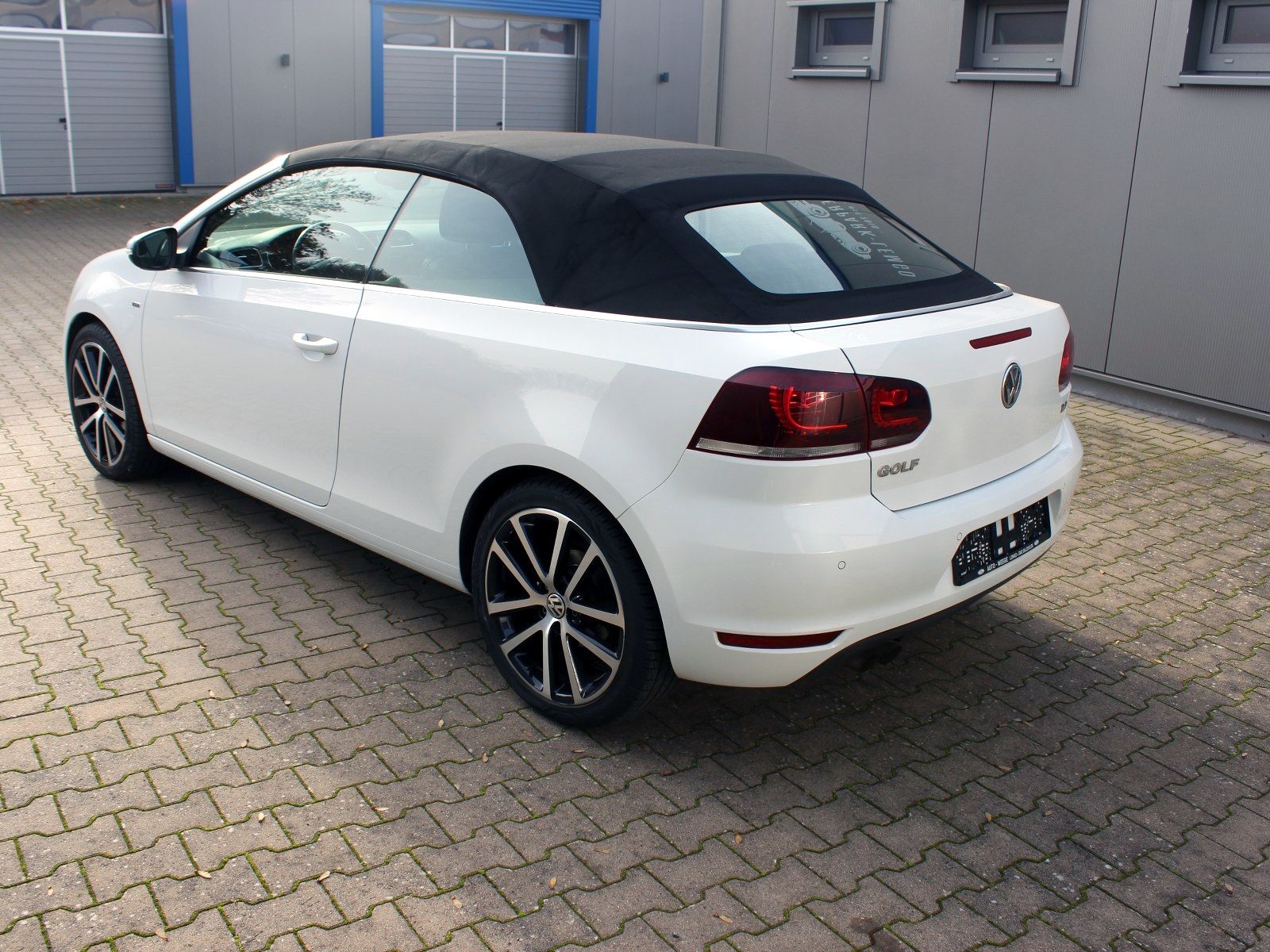 Fahrzeugabbildung Volkswagen Golf Cabriolet Cup 1,4 TSI