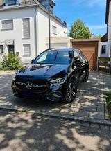 Mercedes-Benz GLA 200 DCT -