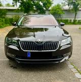 Skoda Superb 2.0 TDI SCR 140kW DSG L&K Combi  - Skoda Superb aus 2016 mit Diesel-Antrieb: Kombi, 2.0