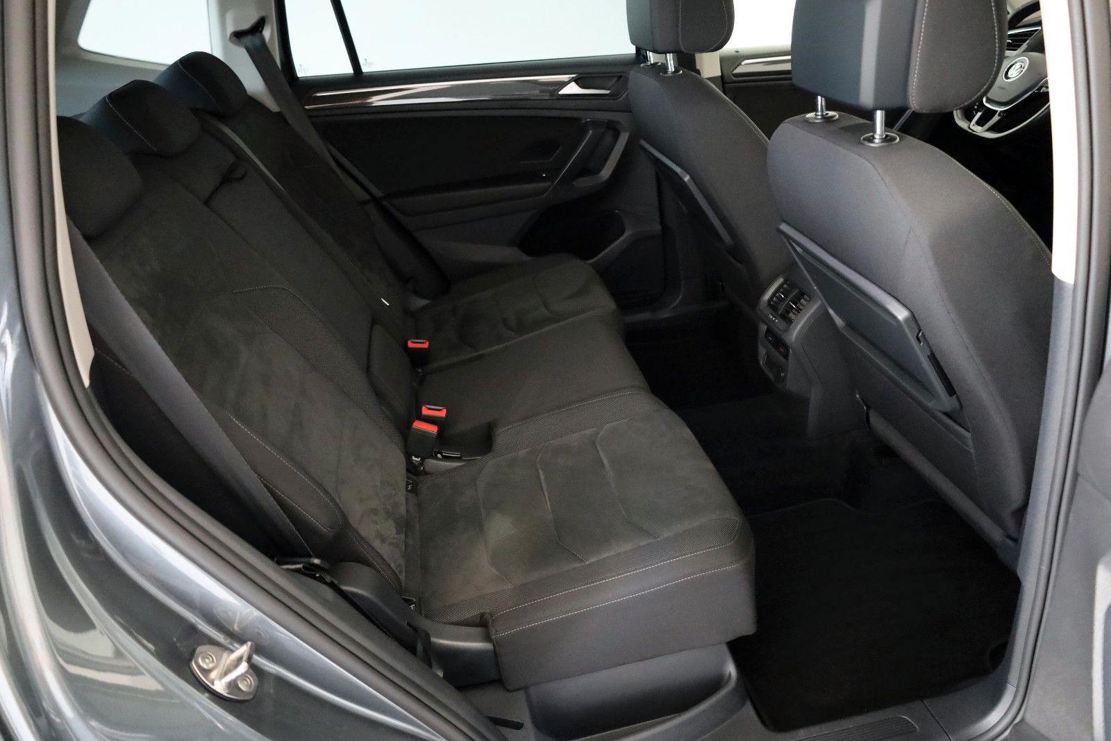 Fahrzeugabbildung Volkswagen Tiguan Allspace Highline 4M Navi,LED,ACC,abn.AHK