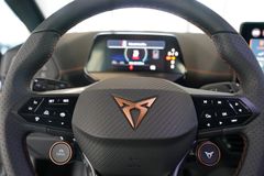 CUPRA Born Edition Dynamic | Navi | ACC | 360° CUPRA Born Edition Dynamic | Navi | ACC | 360°
