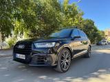 Audi SQ7 4.0 TDI quattro-7-Sitzer-Nachtsicht-.. - Audi SQ7 von privat