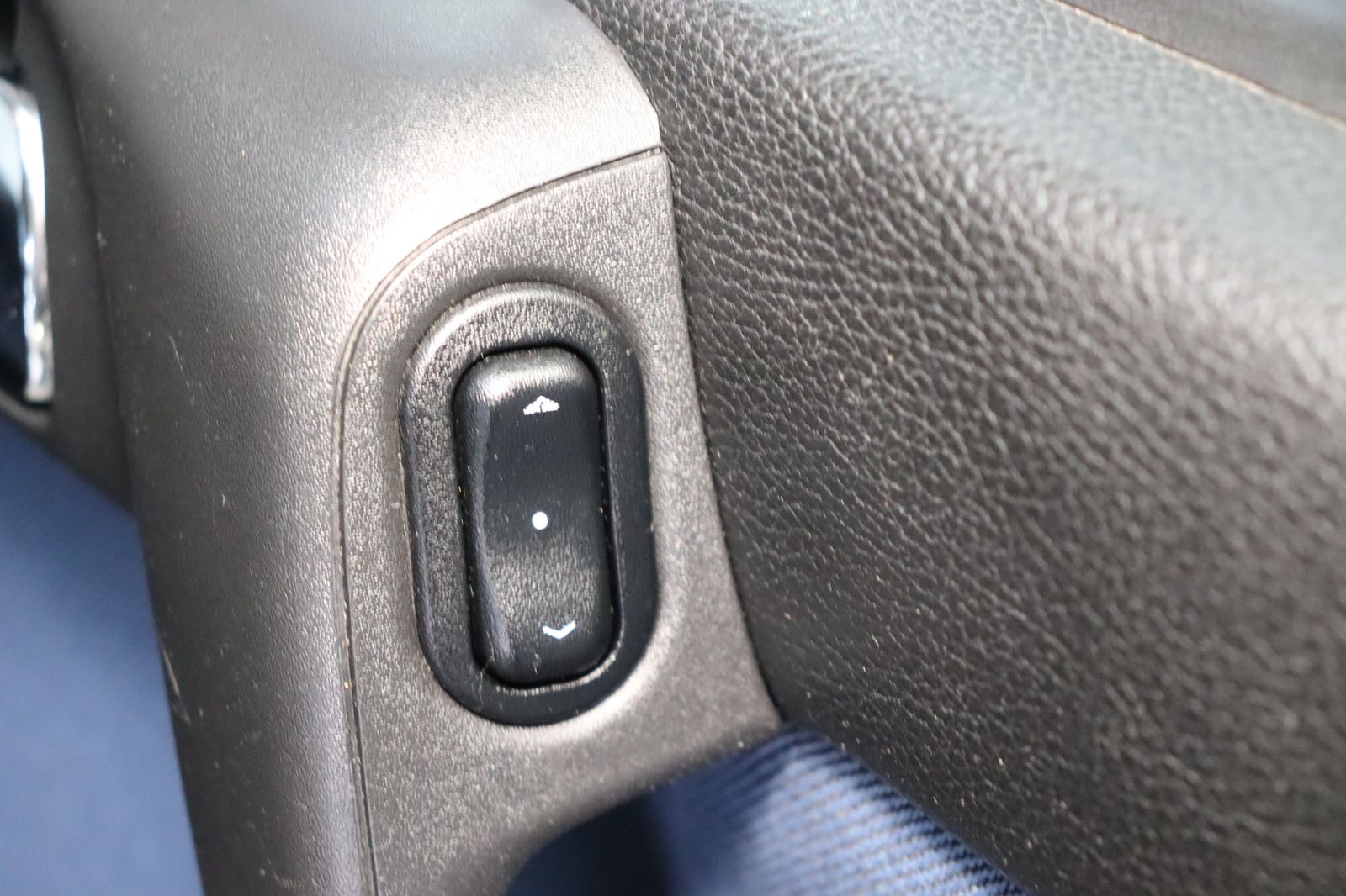 Fahrzeugabbildung Opel Astra 1.6 Fresh * Xenon * Klima