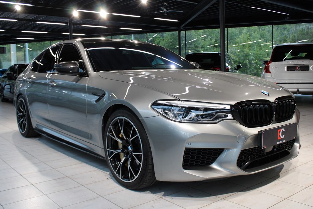 Image of BMW M5