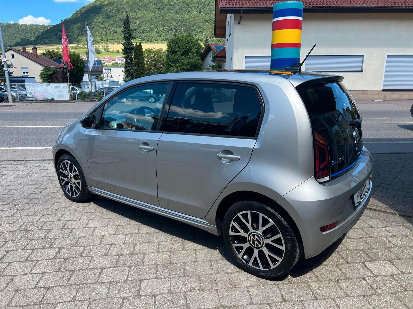 Volkswagen e-up! style RFK/MAPS/PDC/SHZ/LM/GRA