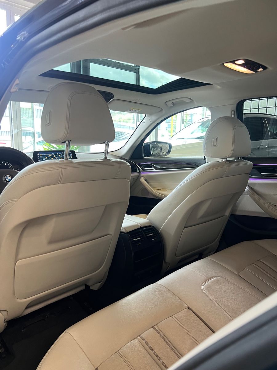 Fahrzeugabbildung BMW 525 d Lim. Luxury Line * SCHIEBEDACH *AMBIENTE*