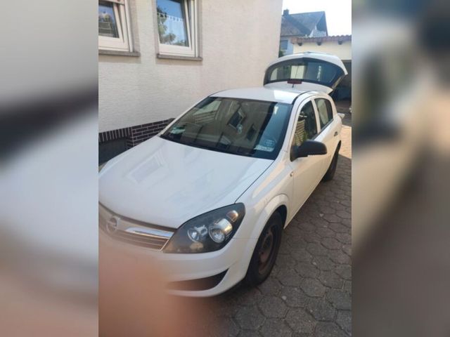 Opel Astra H Lim. Selection "110 Jahre"