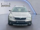 Skoda Octavia Combi Scout 4X4*KLIMA*LMF*SHZ*PDC*AHK* - Skoda Octavia aus 2011: Kombi
