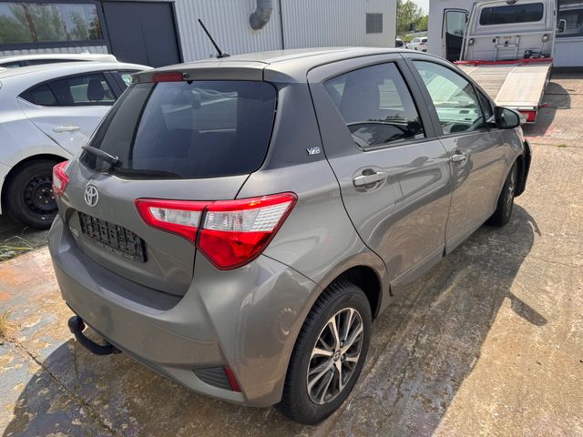 Toyota Yaris  Y20 Club