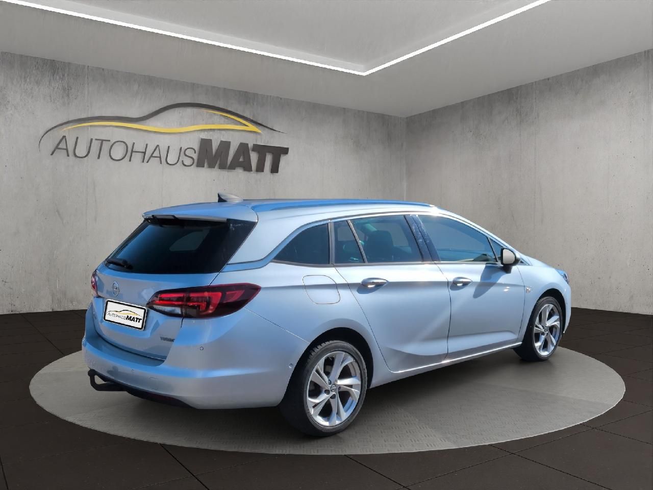 Fahrzeugabbildung Opel Astra ST Innovation Automatik AHZV-Privatverkauf