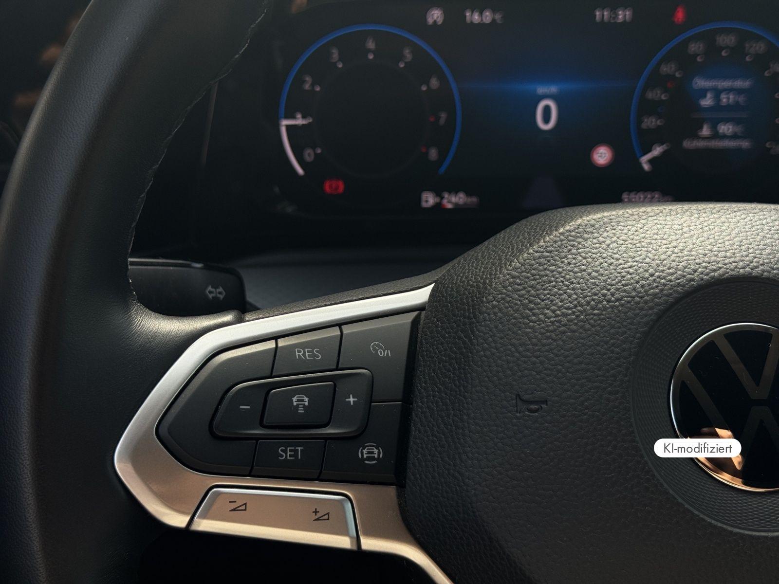 Volkswagen Golf VIII ACTIVE 1.0 TSI LED NAVI PDC SHZ AIR CA, миниатюра 17
