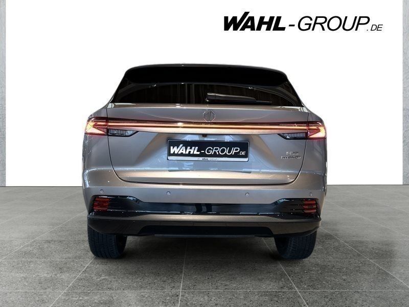 MG HS