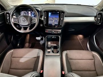 Fahrzeugabbildung Volvo XC40 T3 Momentum Pro 2WD **1.Hand**LED**
