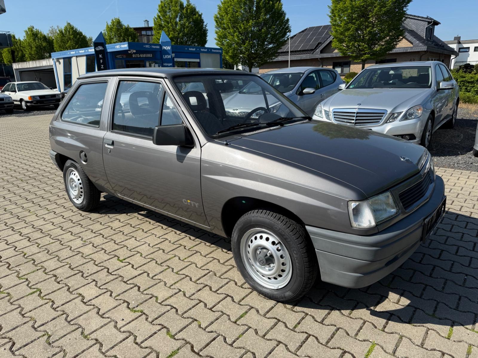 Opel Corsa A City 1.2 58tkm Glashubdach