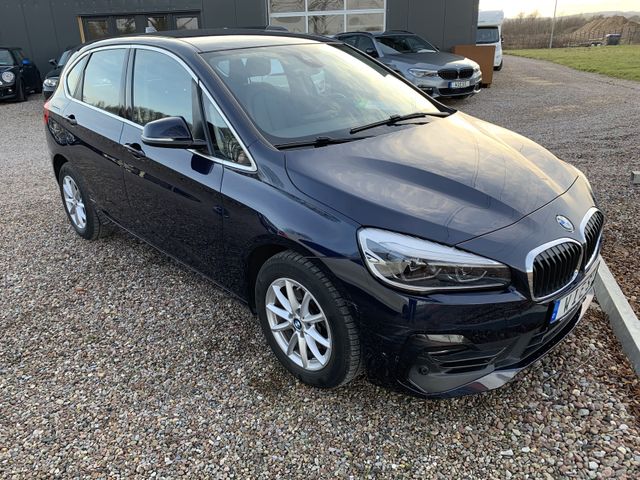 BMW 218 i Automatik
