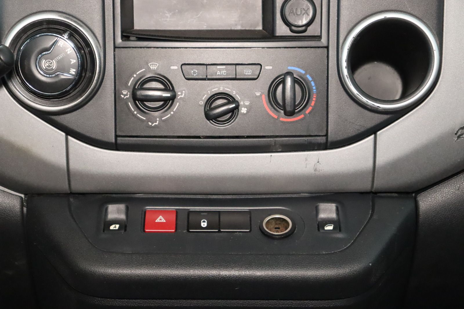 Fahrzeugabbildung Citroën Berlingo Kombi 1.5 d Multispace * Service neu *