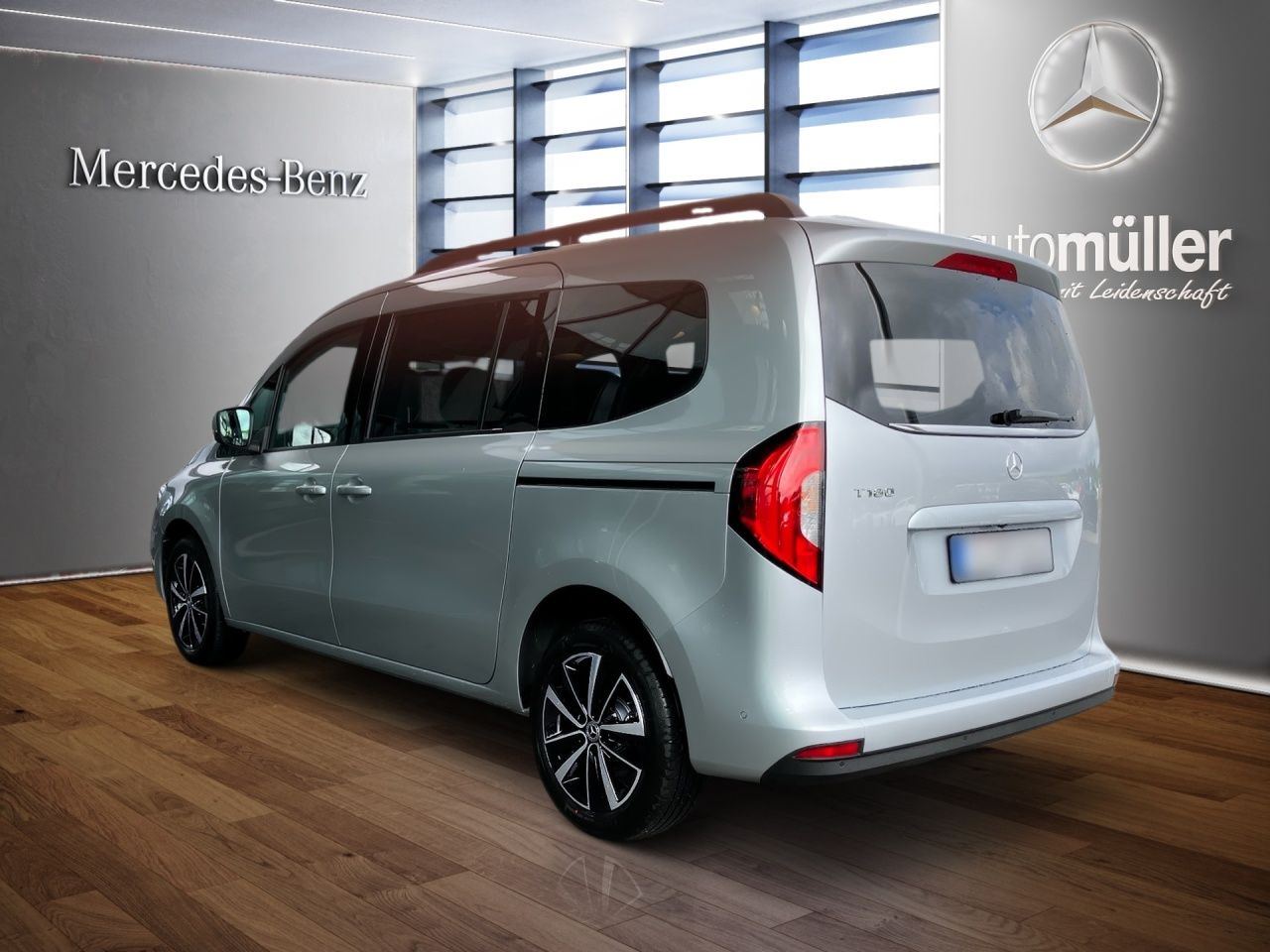 Fahrzeugabbildung Mercedes-Benz T 180 lang 2xKlima AUT DynLicht Fernlichtass. LM