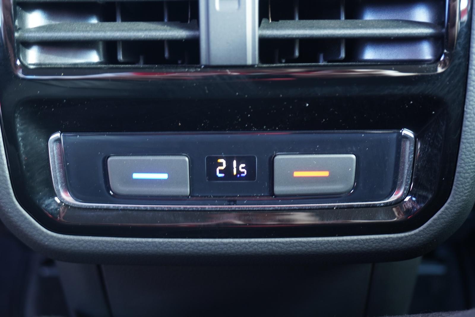 Volkswagen Passat 1.5 TSI R-Line LED Navi ACC 360°, миниатюра 23