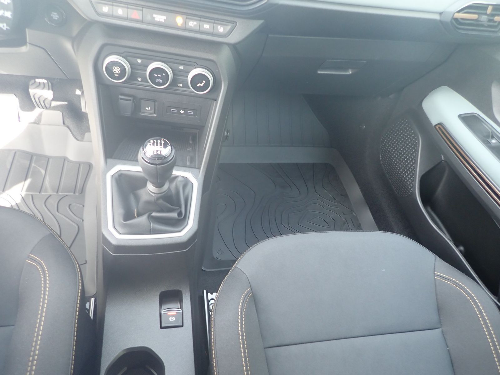Fahrzeugabbildung Dacia Sandero Stepway Extreme TCe 110