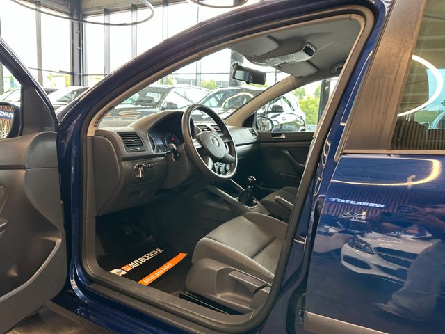 MYAUTOCENTER – Gebraucht- und Jahreswagen mit Werkstattservice in Pfaffenhofen Volkswagen Golf V Lim. Trendline *TÜV*Klima*