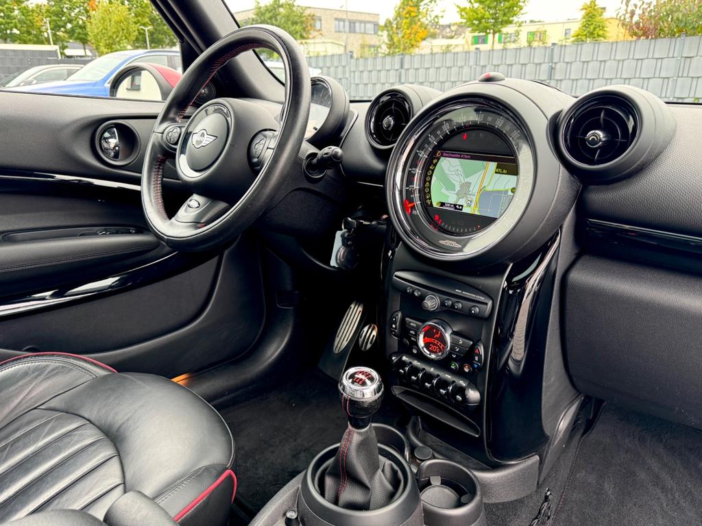 MINI John Cooper Works Paceman
