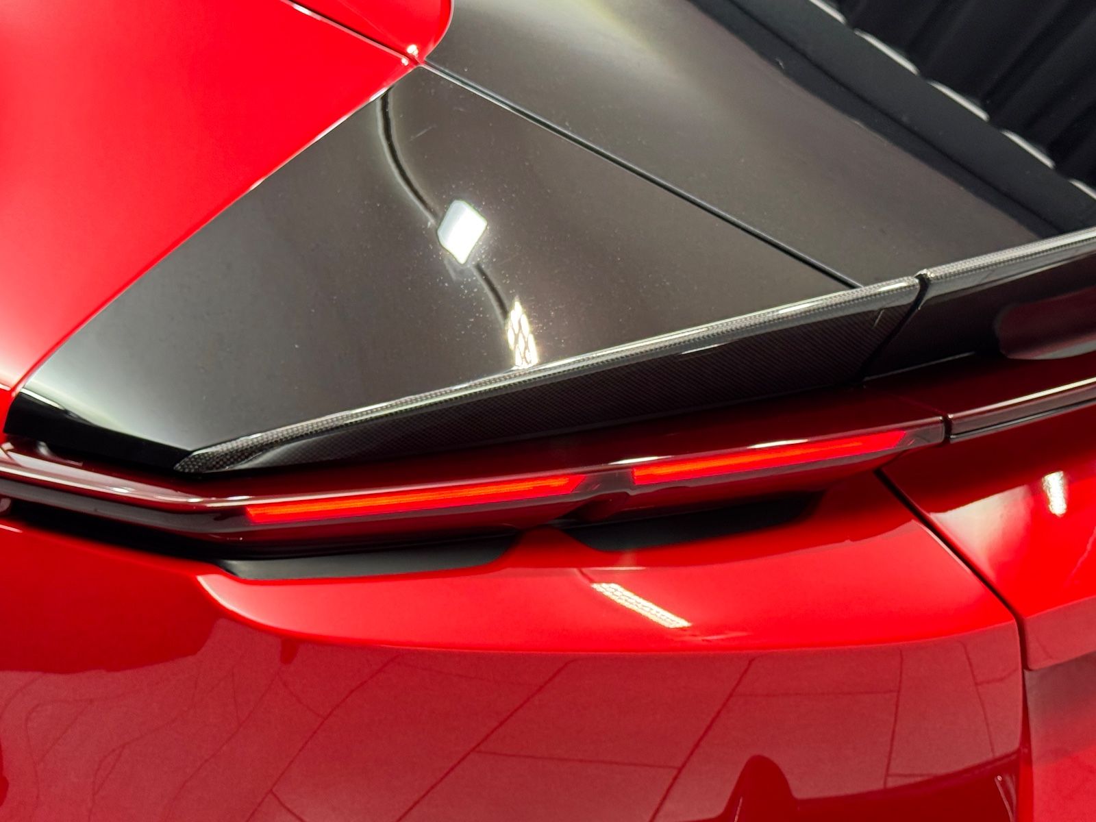 Fahrzeugabbildung Ferrari 12Cilindri|LIFT|FULL-CARBON|RACING-SEAT|ON STOCK