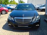 Mercedes-Benz E 220 E T-Modell E 220 CDI BlueEfficiency - Mercedes-Benz E-Klasse aus 2009: T Modell