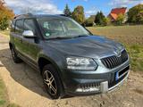 Skoda Yeti 1.4 TSI Ambition, TÜV neu, scheckheftgepfl - Skoda Yeti: Von Privat