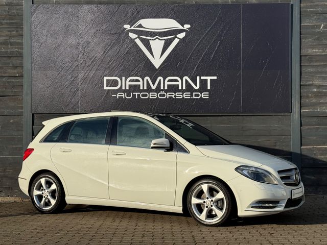 Mercedes-Benz B 180 *LEDER*PANO*BI-XENON*NAVI*SHZ*PDC*LM