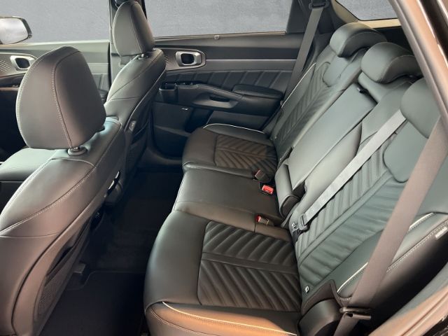 Fahrzeugabbildung Kia Sorento PLATINUM 4WD 2.2 CRDi *PANORAMA-GLASDACH