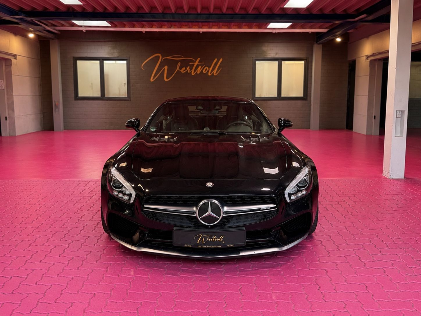 MERCEDES-BENZ SL 63 AMG. 2Hand,Magic Sky,Airscarf,etc.